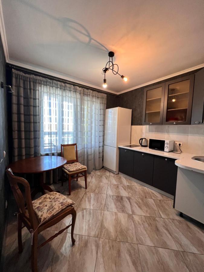 Apartmán Уютная 1 Комнатная Квартира На Софии Русовой Kyjev Exteriér fotografie